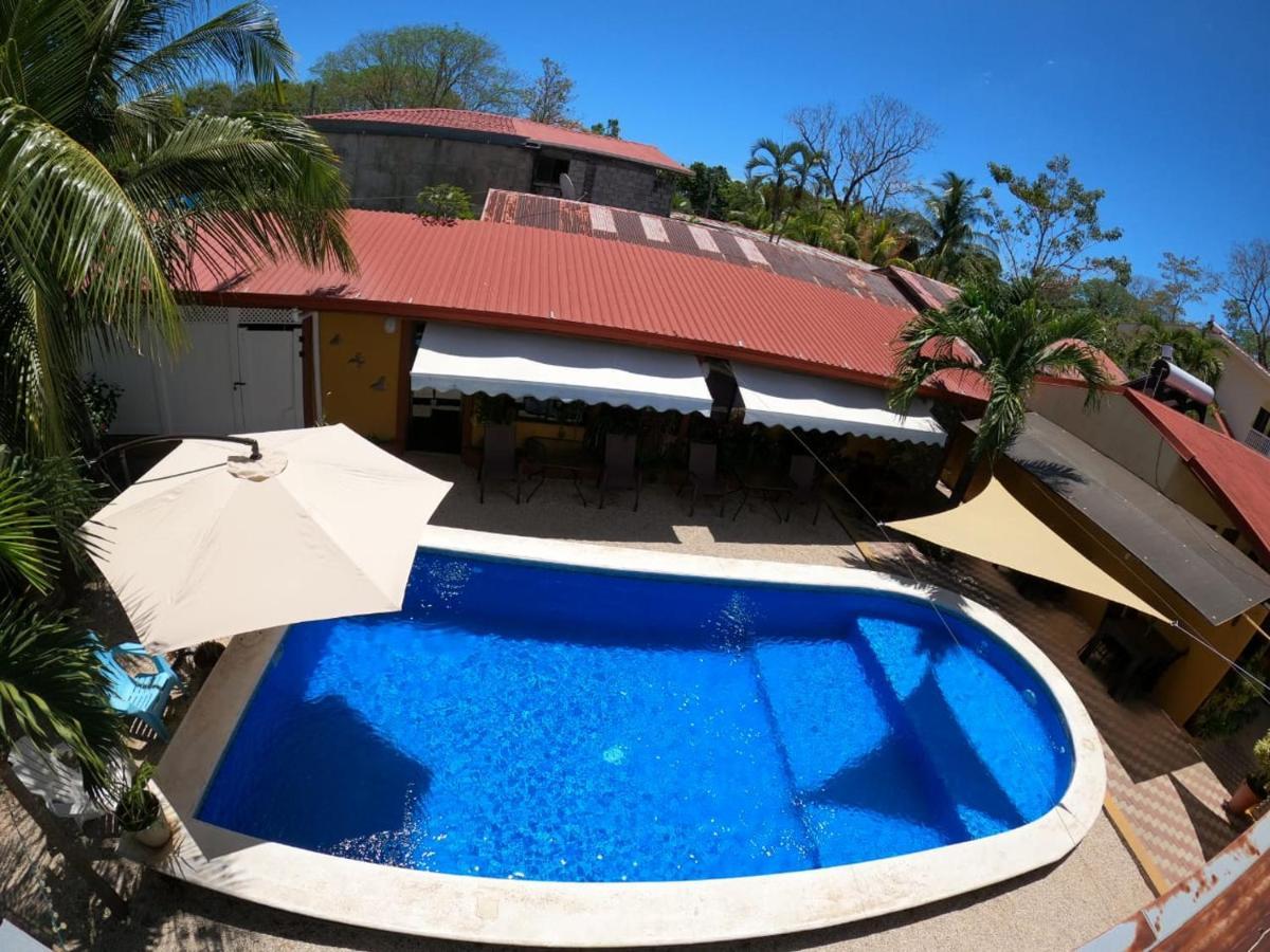 Cabinas El Colibri Puerto Carrillo Exterior photo